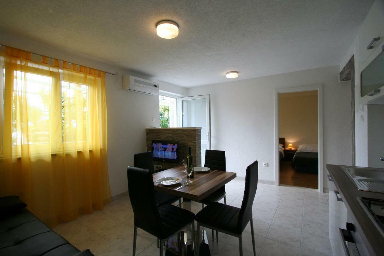 Apartments Hodzic Šilo Eksteriør billede